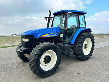 Farm tractor NEW HOLLAND TM