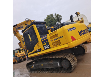 Crawler excavator KOMATSU PC200-8