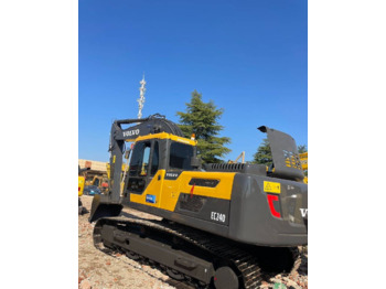 Crawler excavator VOLVO EC240D