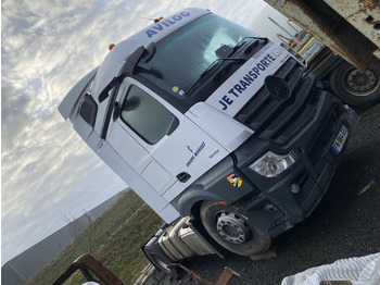 Tractor unit MERCEDES-BENZ Actros 1845