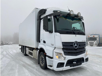 Box truck MERCEDES-BENZ Actros 2542