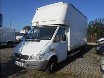 Box van MERCEDES-BENZ