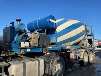 Concrete mixer semi-trailer