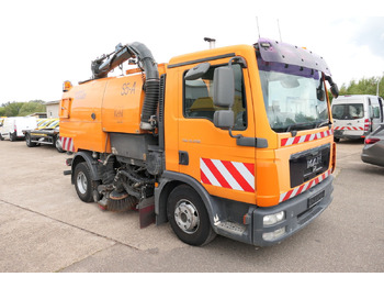 Road sweeper MAN TGL 12.250