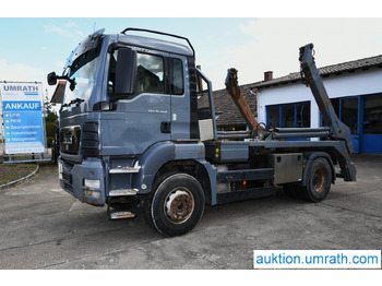 Container transporter/ Swap body truck MAN TGS 18.440