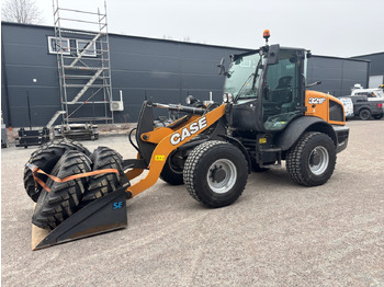 Wheel loader CASE