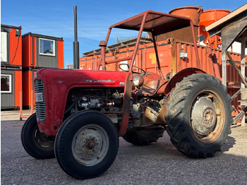 Farm tractor MASSEY FERGUSON