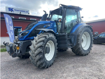 Farm tractor VALTRA T214