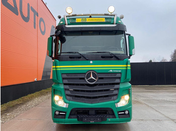 Tank truck for transportation of food Mercedes-Benz Actros 3563 8x4*4 RETARDER / TANK 34000 l: picture 2