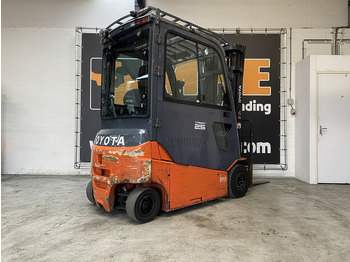 Electric forklift TOYOTA