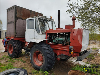 Farm tractor