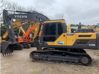 Crawler excavator VOLVO EC200