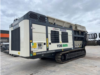 Industrial waste shredder TEREX