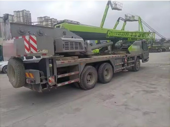 Mobile crane ZOOMLION