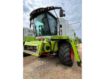 Combine harvester Claas Lexion 650: picture 3