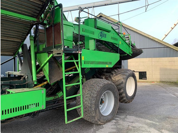 Potato harvester AVR
8200 Spirit Ekstra aksel med hjultræk: picture 5