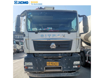 Concrete pump truck XCMG