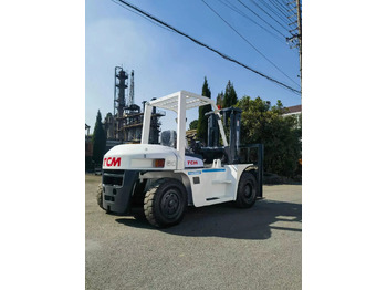 Diesel forklift TCM