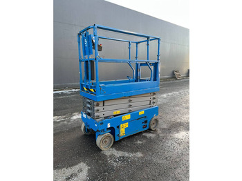 Scissor lift GENIE