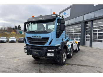 Truck IVECO Trakker