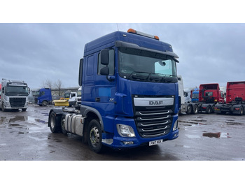 Tractor unit DAF XF 460