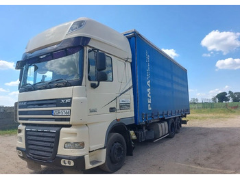 Curtainsider truck DAF XF 105