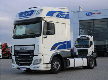 Tractor unit DAF XF 460