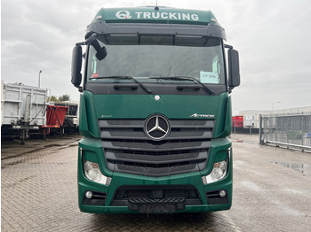 Tractor unit Mercedes-Benz Actros 1845: picture 2