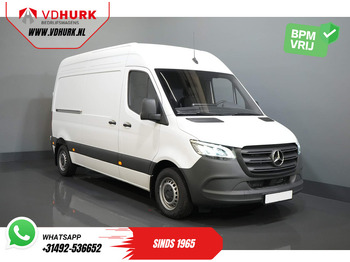 Small van MERCEDES-BENZ Sprinter 211