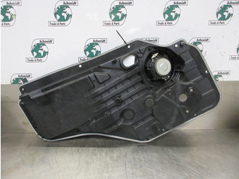Cab and interior for Truck Scania 2307764 BINNEN DEURPLAAT SCANIA S 450 RECHTS NGS: picture 2