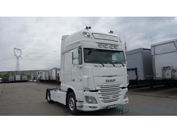 Tractor unit DAF XF 460