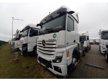 Tractor unit MERCEDES-BENZ Actros 1845