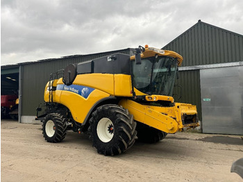 Combine harvester NEW HOLLAND CX series