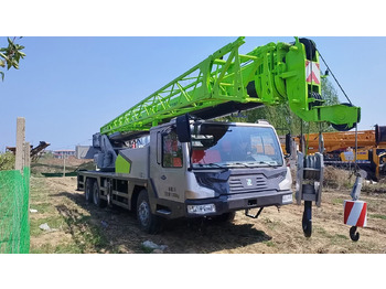 Mobile crane ZOOMLION