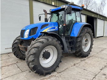 Farm tractor NEW HOLLAND TVT