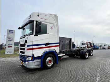 Cab chassis truck SCANIA S 450