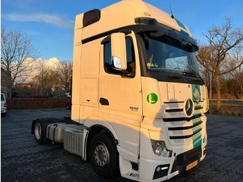 Tractor unit MERCEDES-BENZ Actros 1842