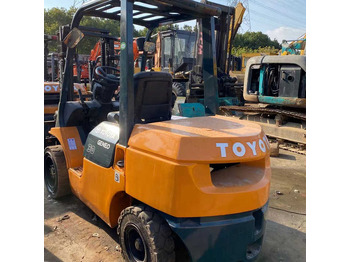 Diesel forklift KOMATSU