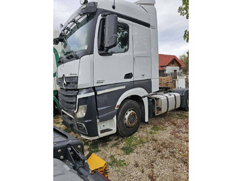 Tractor unit MERCEDES-BENZ Actros 1842