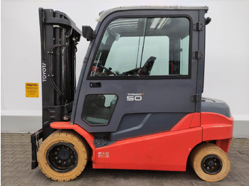 Electric forklift TOYOTA