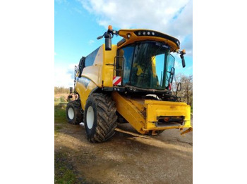 Combine harvester NEW HOLLAND CX series