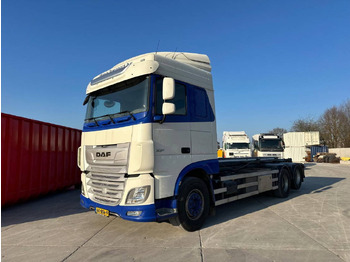 Container transporter/ Swap body truck DAF XF 480