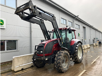 Farm tractor VALTRA M130