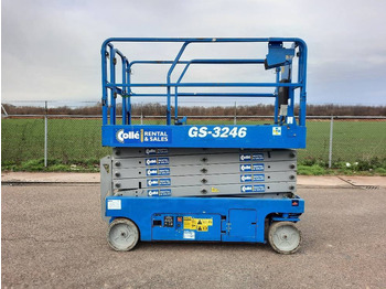 Scissor lift GENIE