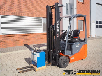 Electric forklift TOYOTA