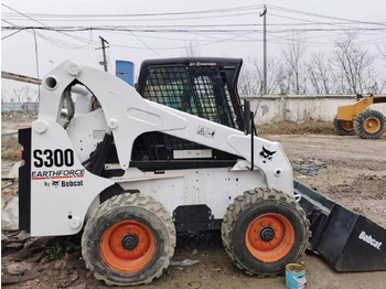 Skid steer loader BOBCAT S300