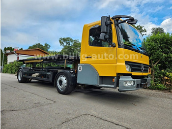 Container transporter/ Swap body truck MERCEDES-BENZ