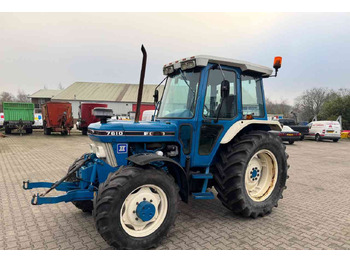 Farm tractor FORD