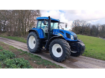 Farm tractor NEW HOLLAND TVT