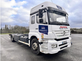 Cab chassis truck MERCEDES-BENZ Axor